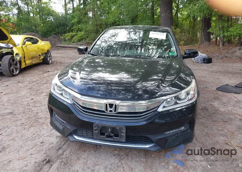 2017 Honda Accord Ex from USA, damaged, VIN 1HGCR2F72HA000897